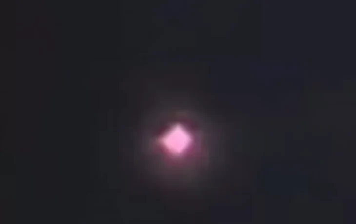 В штате Миннесота полиция блестяще идентифицировала «российский» гиперзвуковой НЛО, позабывший расписание МКС В штате Миннесота полиция блестяще идентифицировала «российский» гиперзвуковой НЛО, позабывший расписание МКС